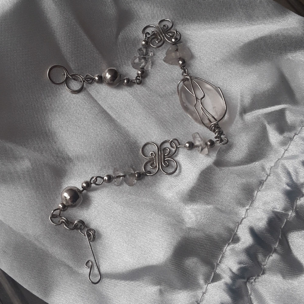 Sea glass stone bracelet